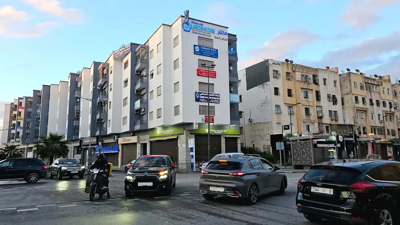 Résidence Ryad Al Qods, Bd Al Qods à Ain Chock (Hay Chrifa) — cabinet dermatologue au 3ème étage